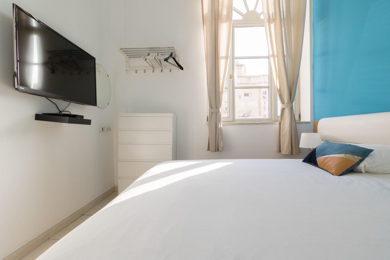 Sweethome26 Luxury Apt Sea View 50 Meters From The Beach Free Parking 텔아비브 외부 사진